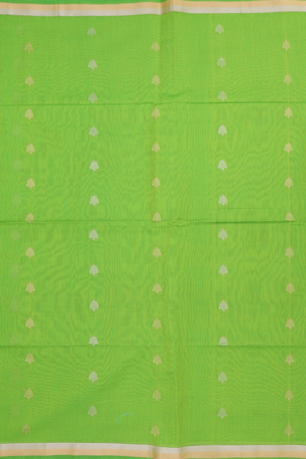 Kora Silk Cotton Saree In Parrot Green With Paisley Buttas