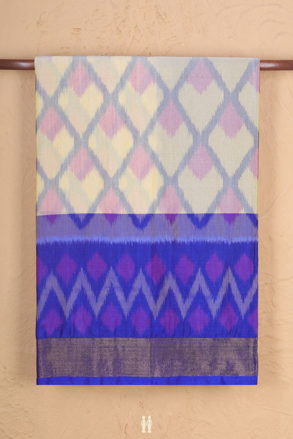 Kora Silk Saree In Grey With Allover Design