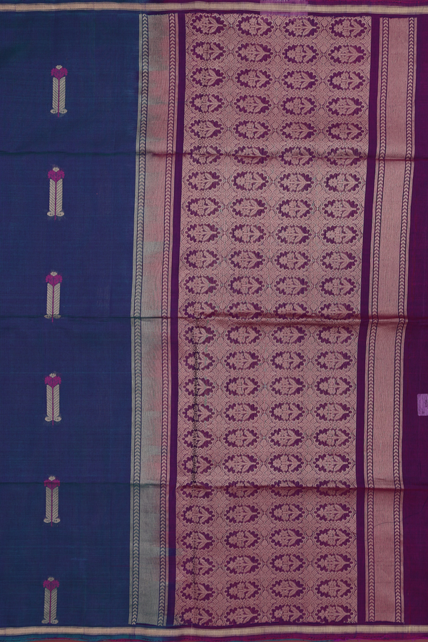 Kora Silk Cotton Saree In Dual Tone With Allover Buttas