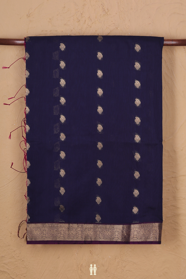 Kora Silk Cotton Saree In Oxford Blue With Paisley Design