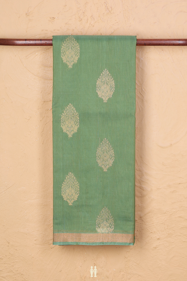 Kora Silk Cotton Saree In Green With Zari Motifs