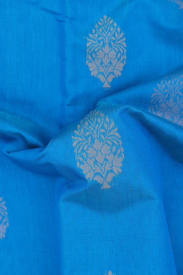 Kora Silk Cotton Saree In Cerulean Blue With Zari Motifs