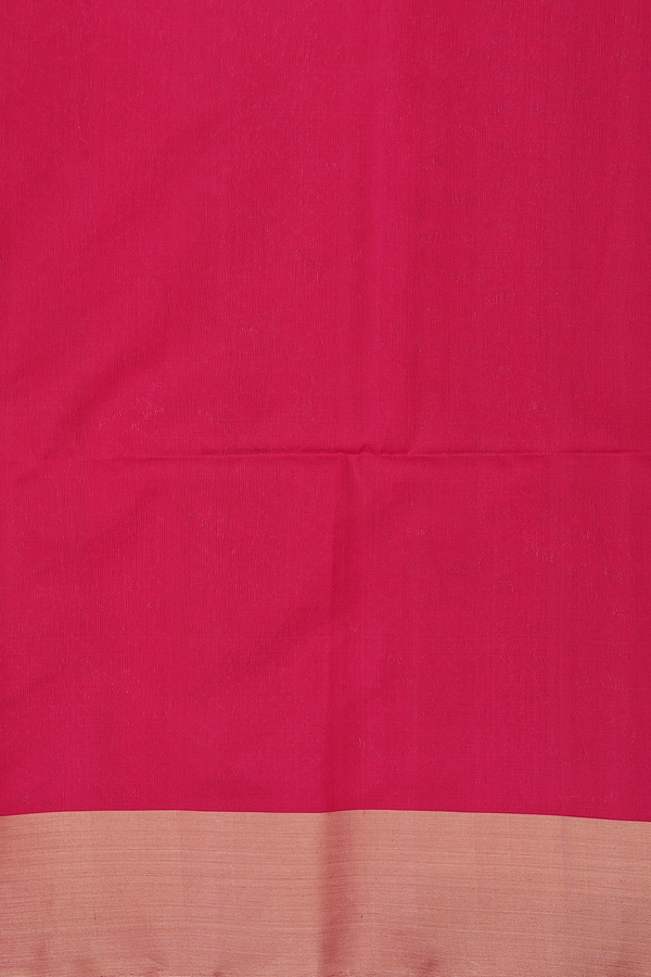 Soft Silk Saree In Forest Green With Zari Motifs