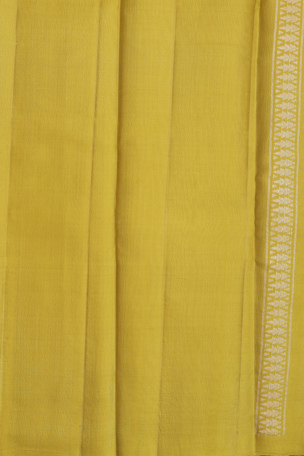 Kanchipuram Silk Saree In Beige Along Checks With Motifs