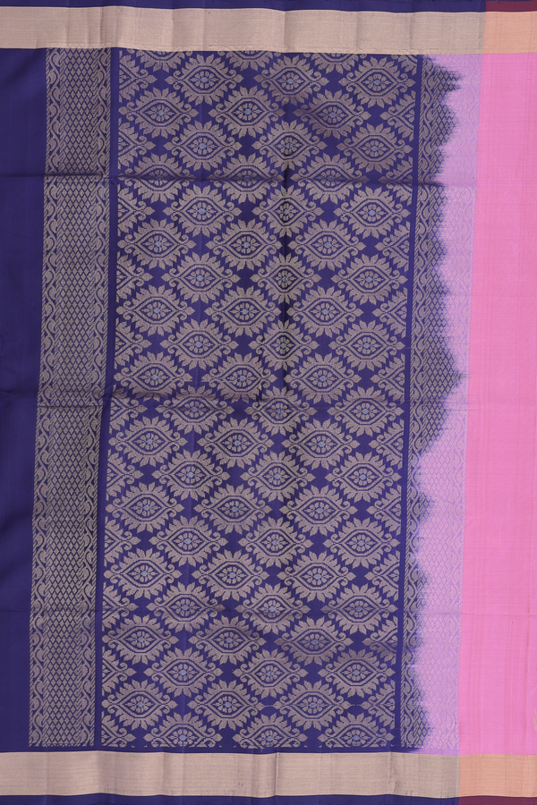 Soft Silk Saree In Pink With Leaf Buttas