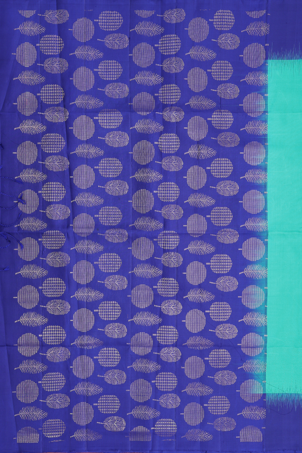 Soft Silk Saree In Sea Green With Zari Motifs
