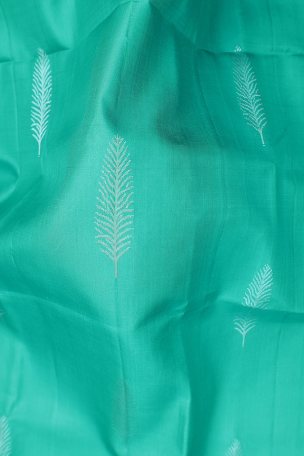 Soft Silk Saree In Sea Green With Zari Motifs