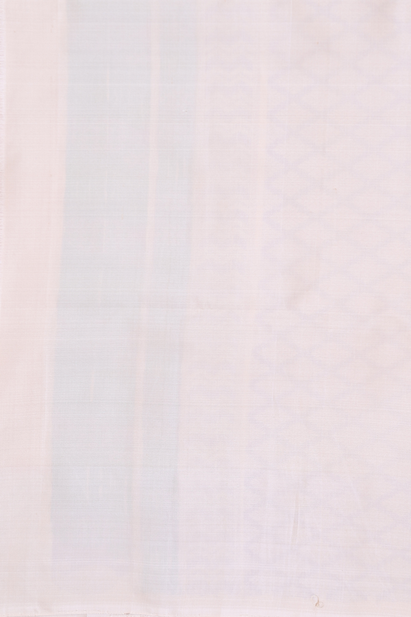 Soft Silk Saree In Pink With Threadwork Buttas
