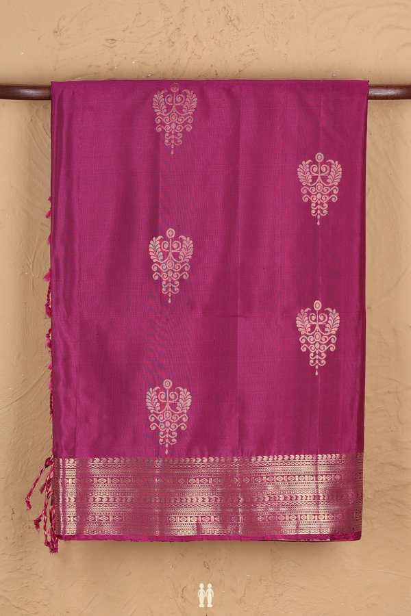 Soft Silk Saree In Pink With Zari  Motifs