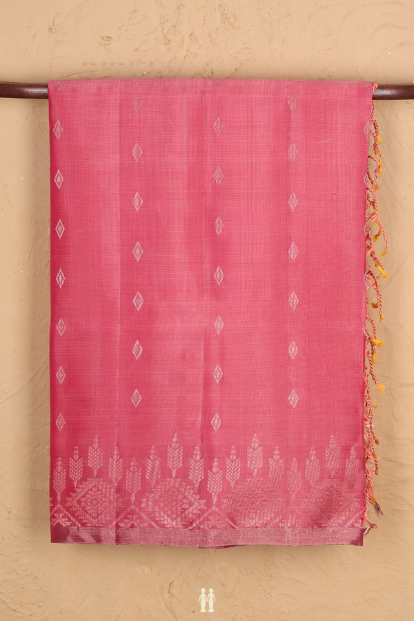 Soft Silk Saree In Pink With Diamond Buttas