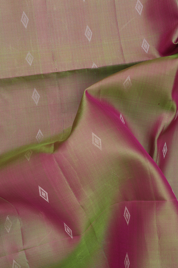 Soft Silk Saree In Dual Tone With Diamond Buttas