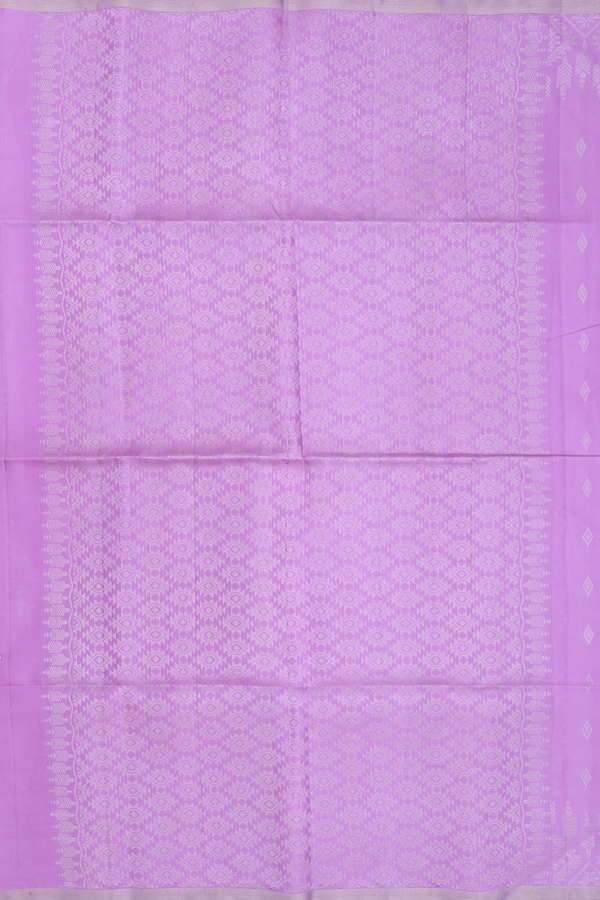 Soft Silk Saree In Lavender With Diamond Buttas