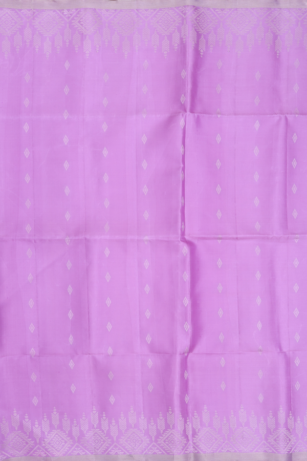 Soft Silk Saree In Lavender With Diamond Buttas