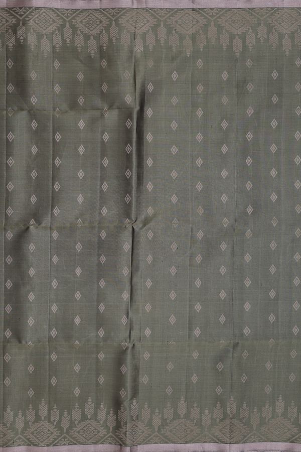 Soft Silk Saree In Chalet Green With Diamond Buttas