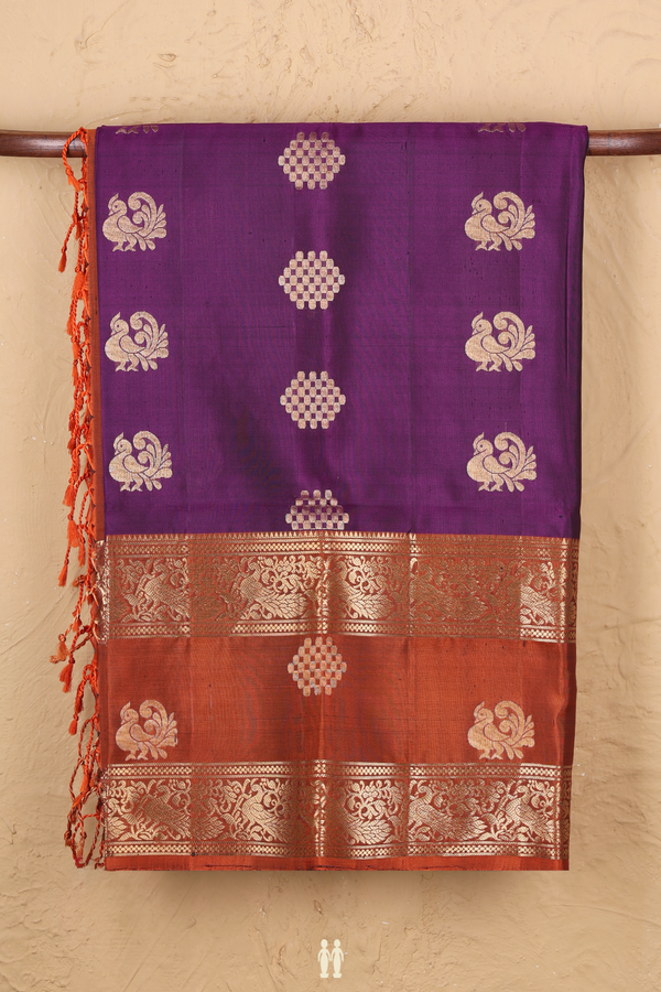 Soft Silk Saree In Grape Purple With Peacock Buttas