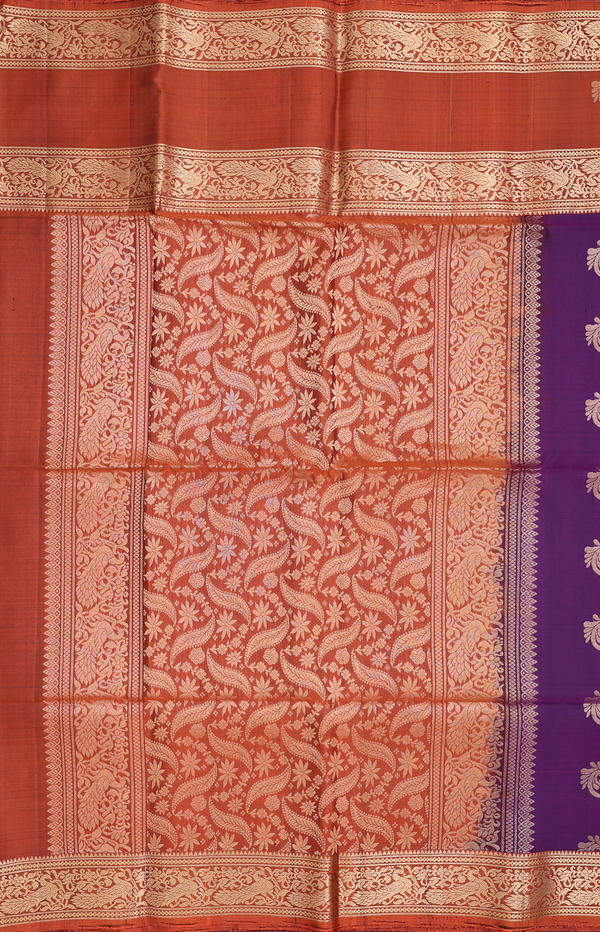 Soft Silk Saree In Grape Purple With Peacock Buttas