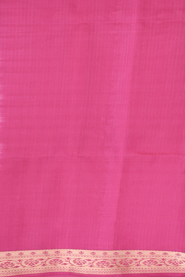 Soft Silk Saree In Pink With Triangle Buttas