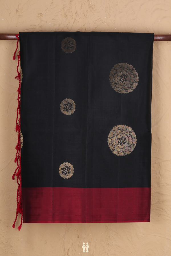 Soft Silk Saree In Black With Circle Motifs