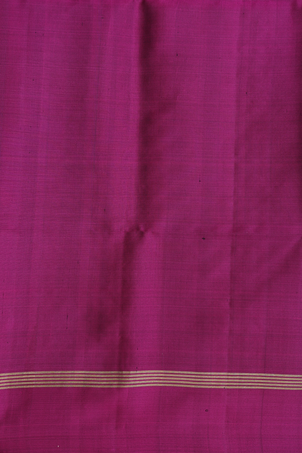 Soft Silk Saree In Peacock Green With Zari Motifs