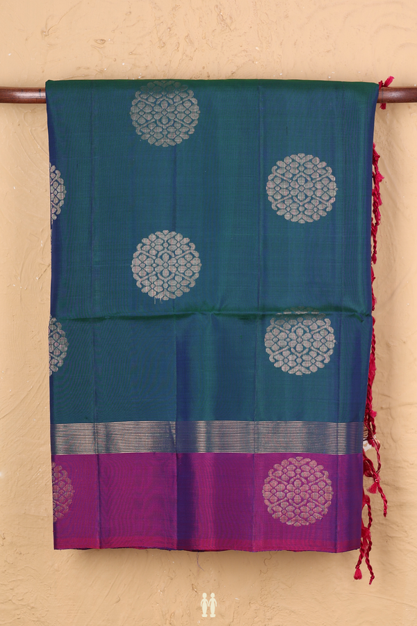 Soft Silk Saree In Dual Tone With Zari Motifs