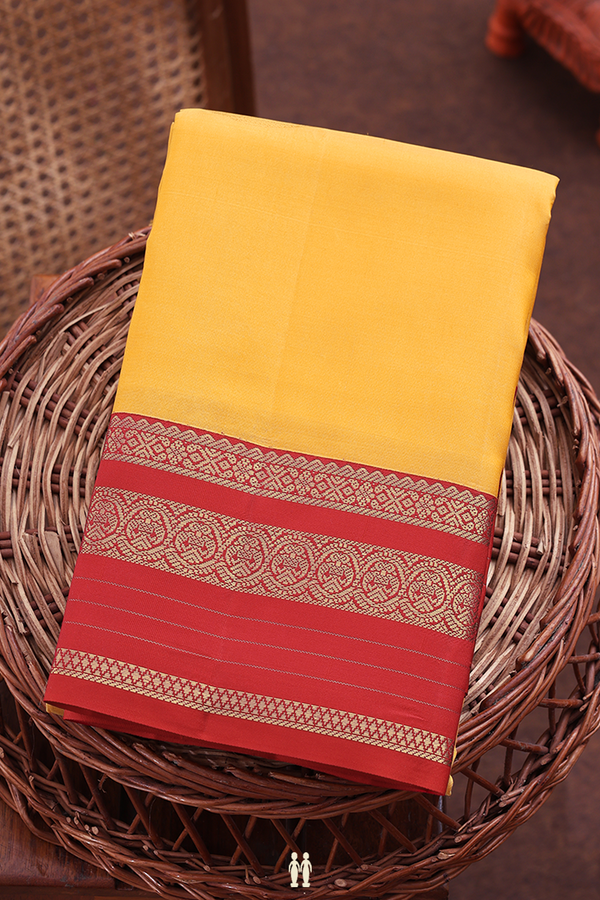 Kanchipuram Silk Saree In Yellow With Circle Motifs