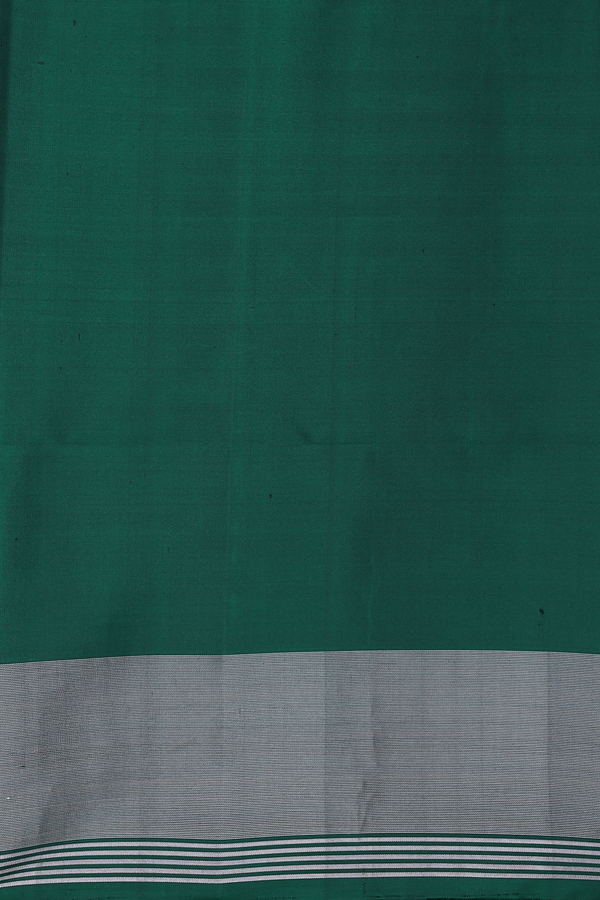 Soft Silk Saree In Grape Purple With Diamond Design