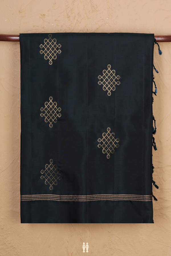 Soft Silk Saree In Bottle Green With Kolam Buttas