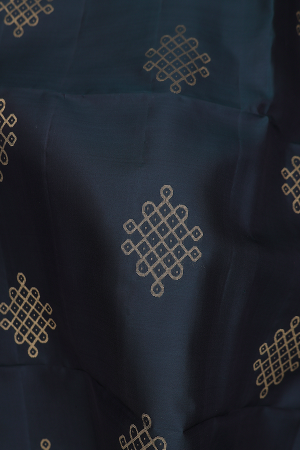 Soft Silk Saree In Bottle Green With Kolam Buttas