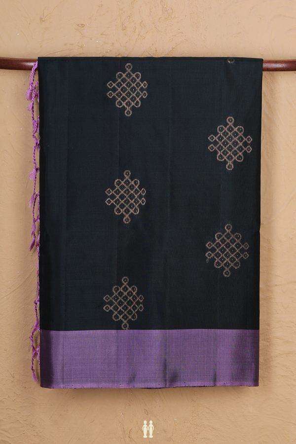 Soft Silk Saree In Bottle Green With Kolam Buttas