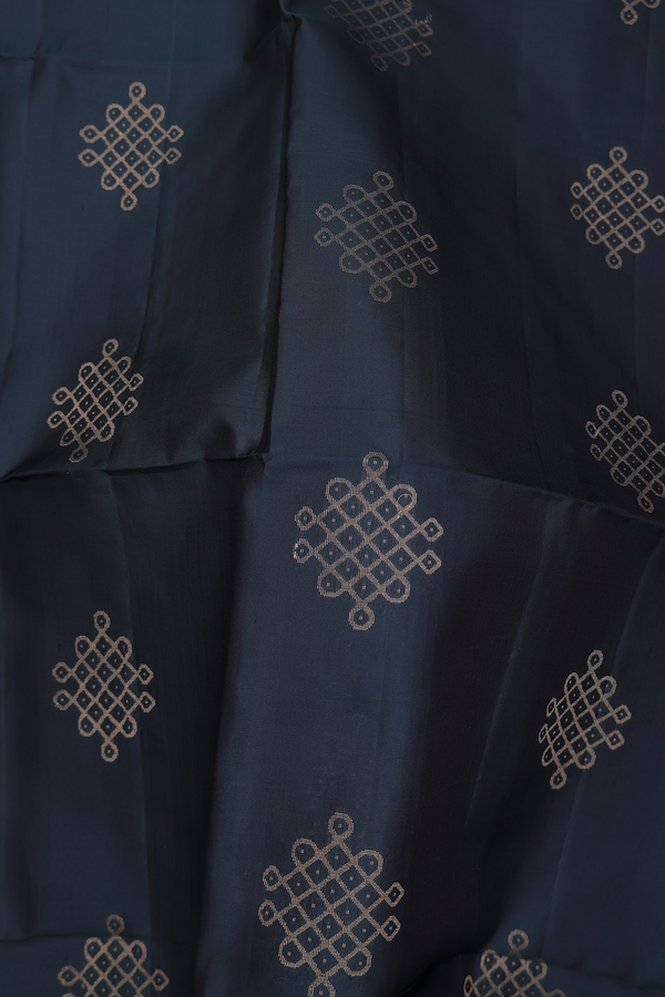 Soft Silk Saree In Bottle Green With Kolam Buttas