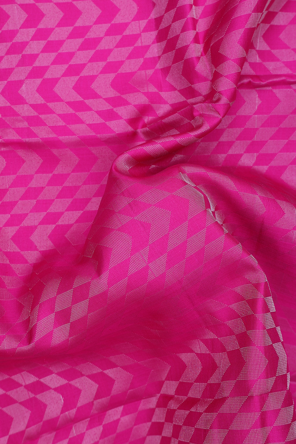 Soft Silk Saree In Magenta With Chevron Design