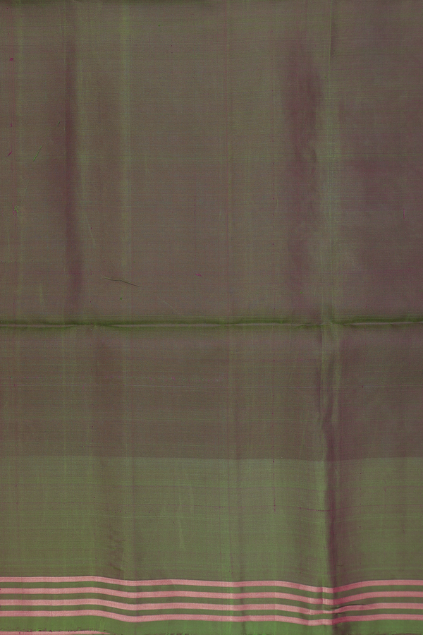 Soft Silk Saree In Dual Tone With Zari Buttas