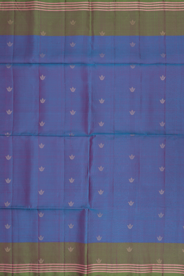 Soft Silk Saree In Dual Tone With Zari Buttas