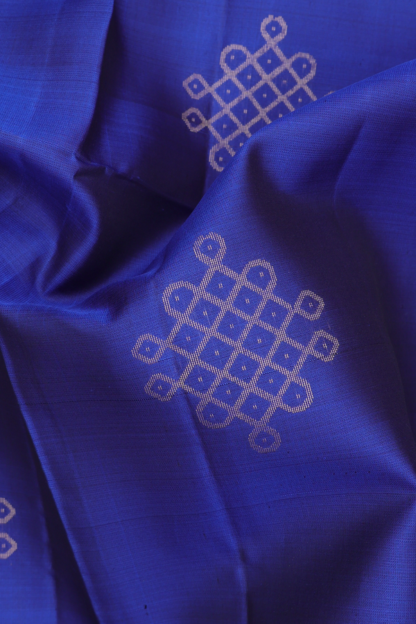 Soft Silk Saree In Royal Blue With Kolam Motifs