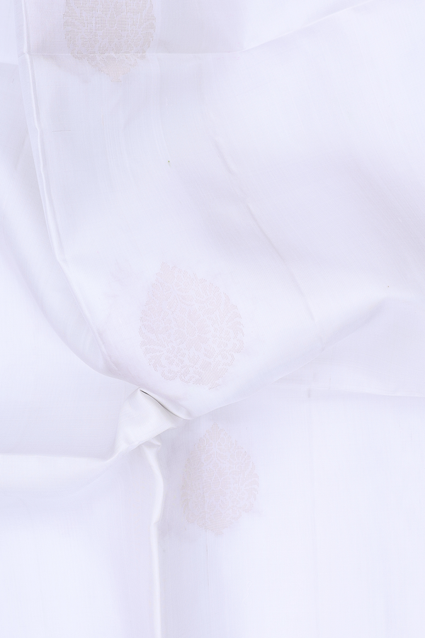 Soft Silk Saree In White With Zari Motifs