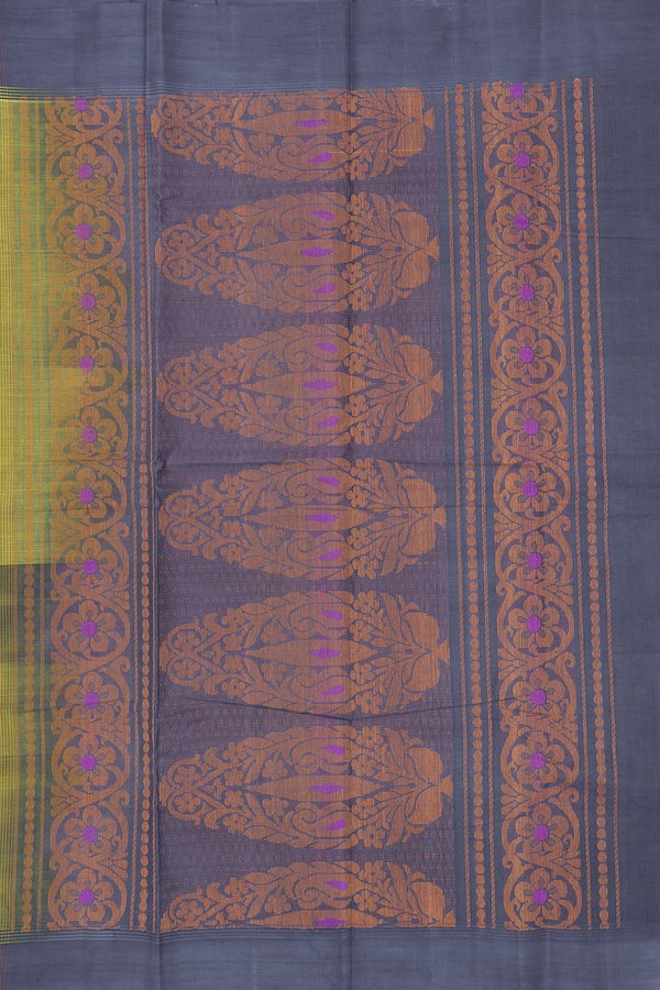 Kanchi Cotton Saree In Green With Threadwork Buttas