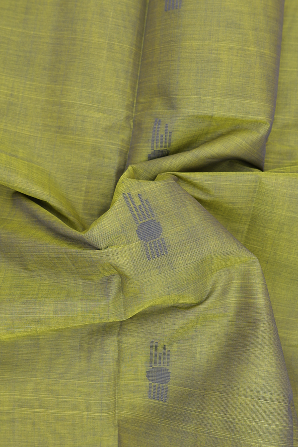 Kanchi Cotton Saree In Green With Threadwork Buttas
