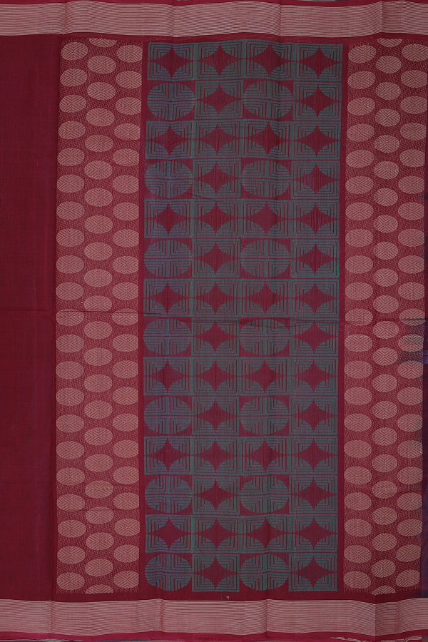 Kanchi Cotton Saree In Green With Threadwork Buttas