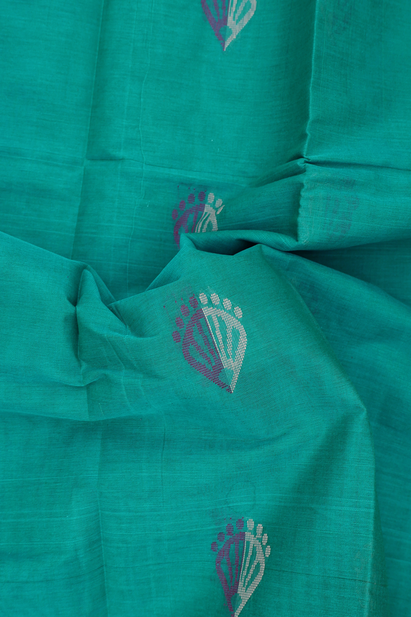 Kanchi Cotton Saree In Green With Threadwork Buttas