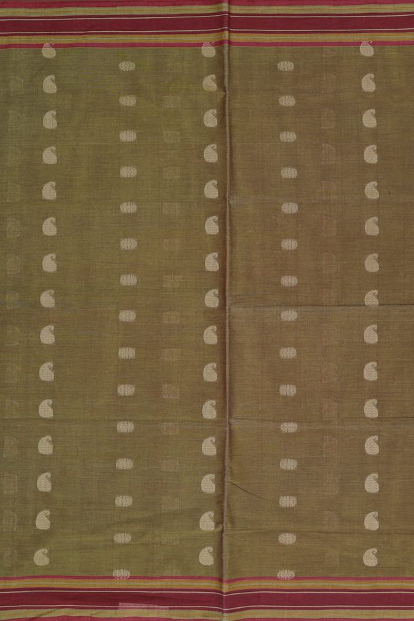 Coimbatore Cotton Saree In Green With Paisley Buttas