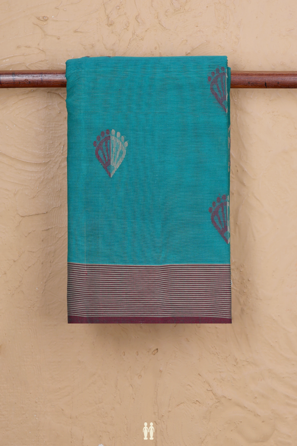 Kanchi Cotton Saree In Green With Threadwork Buttas