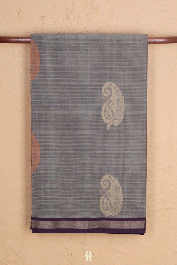 Coimbatore Cotton Saree In Grey With Paisley Motifs