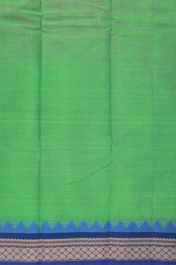 Kanchi Cotton Saree In Green With Threadwork Buttas