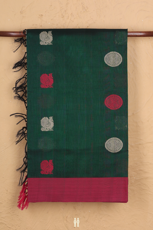 Traditional Silk Cotton Saree In Green With Peacock Buttas