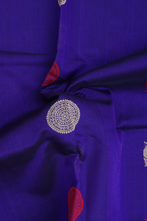 Traditional Silk Cotton Saree In Blue With Peacock Buttas