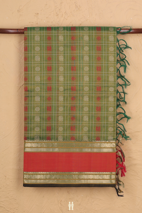 Traditional Silk Cotton Saree In Green With Checks Design
