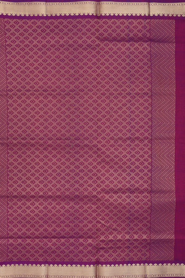 Traditional Silk Cotton Saree In Rani Pink With Zari Buttas