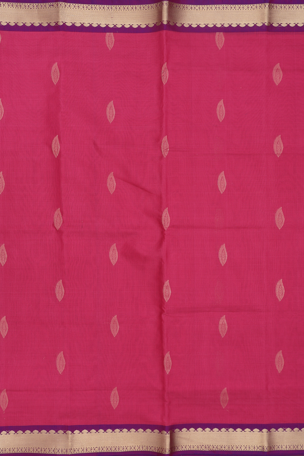 Traditional Silk Cotton Saree In Rani Pink With Zari Buttas
