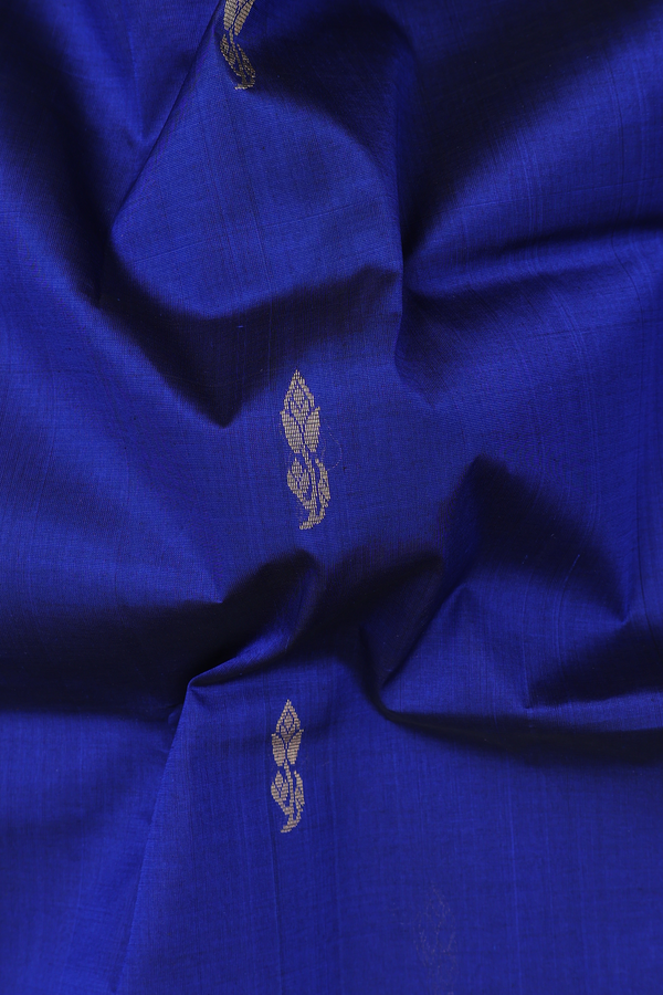 Traditional Silk Cotton Saree In Blue With Floral Buttas