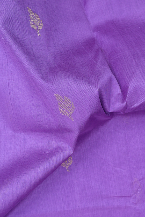 Traditional Silk Cotton Saree In Lavender With Zari Buttas